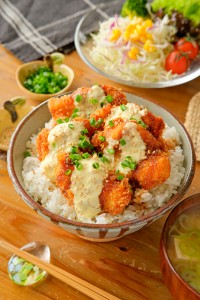 おねこ_【ザクっとチキンカツ丼】 (4)